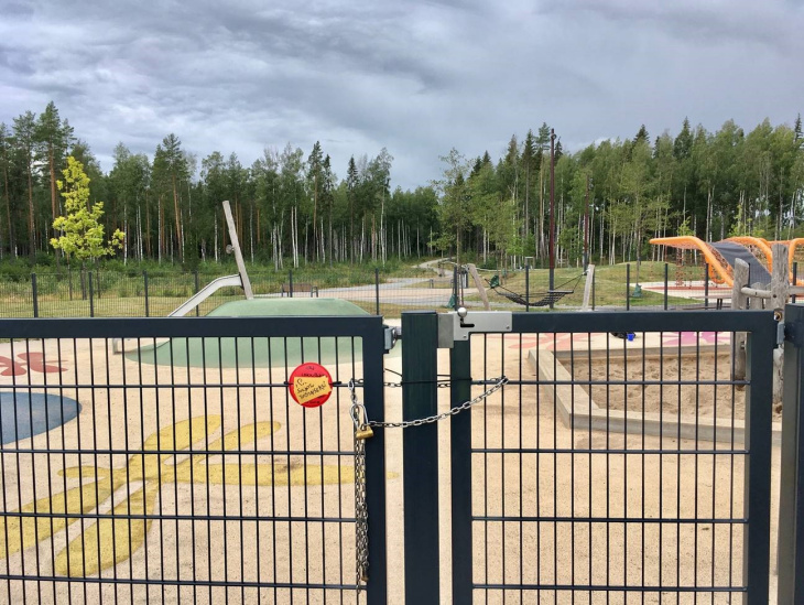 Puustellinmetsän puiston pienten lasten leikkipuisto toistaiseksi suljettu