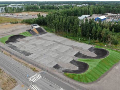 BMX-rata ylhäältä kuvattuna