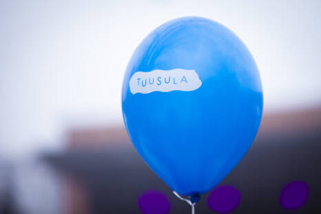 Ilmapallo, jossa lukee Tuusula