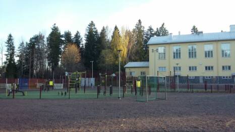Pertun koulun lähiliikuntapaikka