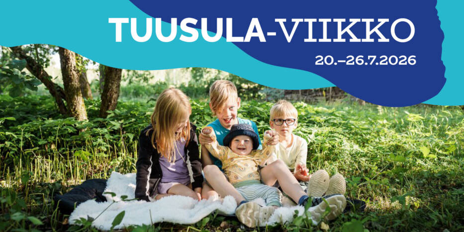 Neljä lasta viltillä ulkona kesäisessä maisemassa. Ylälaidassa teksti Tuusula-viikko 20.-26.7.